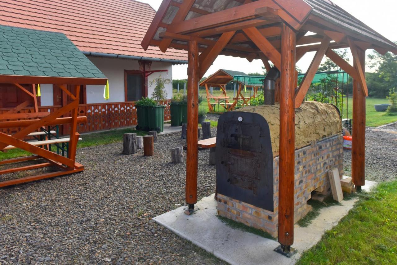 Nyakiglab Villa Szegi Экстерьер фото